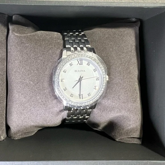 NWT Bulova Women’s Diamond Steel Watch w/ box Bulova Classic Diamond Malachite Stainless Steel Quartz  main image 3